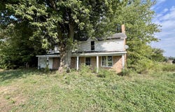 215 W Main Street, Sheldon, IL 60966