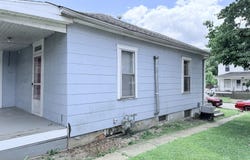 506 Jackson St, Nelsonville, OH 45764
