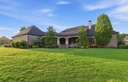 375 Hunters Chase Drive, Cabot, AR 72023
