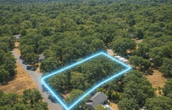 1720 McKinney Lane, Redding, CA 96003