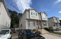 76 Lott Lane, Staten Island, NY 10314