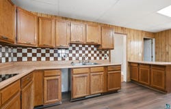 1215 Harrison St, Superior, WI 54880