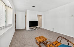 7227 S 37th Pl, Franklin, WI 53132