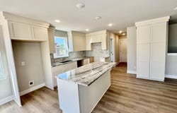 8323 Peninsula Circle, Grand Blanc, MI 48439