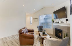 234 W 18TH St, Lafayette, OR 97127