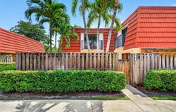 719 NW 98th Cir, Plantation, FL 33324
