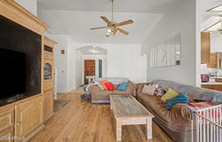 5641 E GREENWAY Street, Mesa, AZ 85205