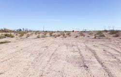 S 355th Avenue, Tonopah, AZ 85354