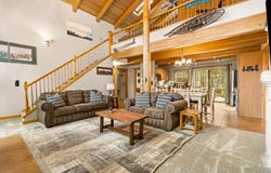 17039 Cooper Drive, Bend, OR 97707