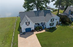 4594 HERMITAGE Lane, Gloucester, VA 23061