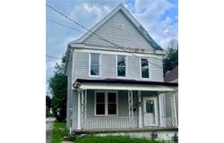 5 Hacker Ave, Jeannette, PA 15644