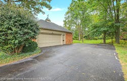 935 Walbridge Drive, East Lansing, MI 48823