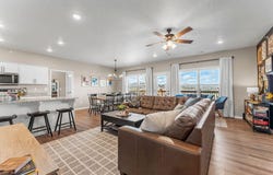 53 Bunker Drive, Branson West, MO 65737