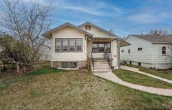 1008 E 23RD ST, Cheyenne, WY 82001