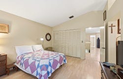2118 Discovery Circle W, Deerfield Beach, FL 33442