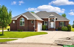 3211 Deer Run, Fremont, NE 68025
