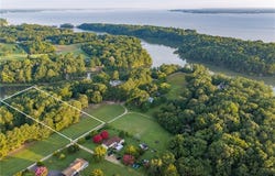 Kates Neck Road, Topping, VA 23169