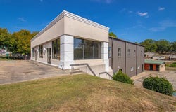 226 S . East St, Benton, AR 72015