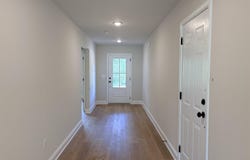 1293 N Highway 101, Greer, SC 29651