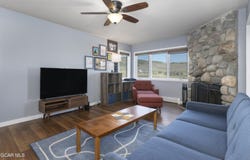 207 Lake Drive, Granby, CO 80446