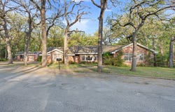 303 Navajo Trail, Hamilton, TX 76531