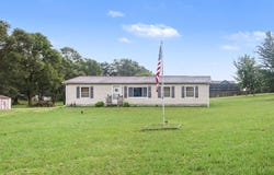 5264 Amy Drive, Coloma, MI 49038
