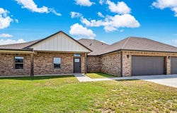 4297 Peak Ln, Elgin, OK 73538