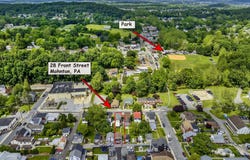 28 E FRONT Street, MOHNTON, PA 19540