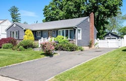 23 Martin Road S, Bethpage, NY 11714