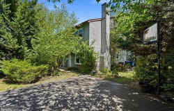 2 HORSESHOE CIRCLE, HORSHAM, PA 19044