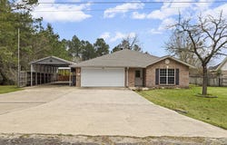 311 Peppertree, Village Mills, TX 77663