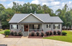 2716 Holcomb Drive, Martin, GA 30557
