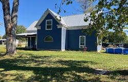 405 5th Street, Centertown, KY 42328