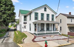 320 W Main St, Mount Pleasant, PA 15666