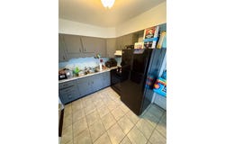 7551 Hazelcrest Drive, Hazelwood, MO 63042