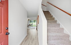 1304 NE HOGAN Dr, Gresham, OR 97030