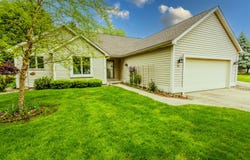 11 Oakdale Lane, Coldwater, MI 49036
