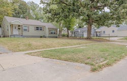 1872 N Broadway Avenue, Springfield, MO 65803