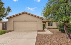 725 E LONG Avenue, Buckeye, AZ 85326