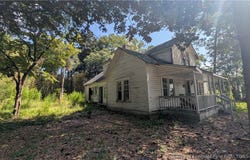 205 Pinehurst Avenue, Carthage, NC 28327