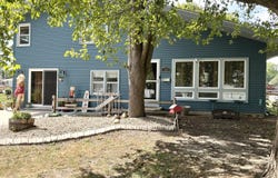320 E Lincoln Avenue, Watseka, IL 60970