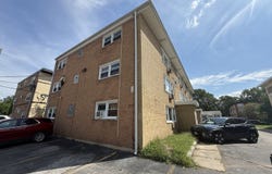 14020 S Atlantic Avenue, Riverdale, IL 60827