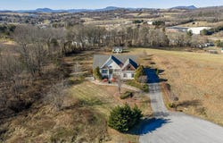 120 SPRING RIDGE LN, FAIRFIELD, VA 24435