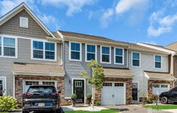 8 Athens Way, Aberdeen, NJ 07721