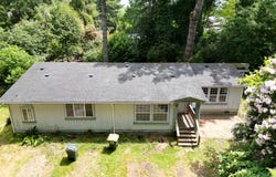 83411 Clear Lake Rd, Florence, OR 97439