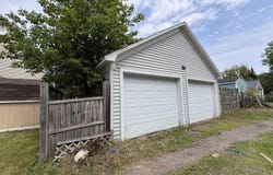 606 E Spruce St, Sault Ste Marie, MI 49783