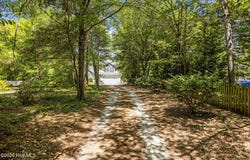 102 Shady Path, Cedar Point, NC 28584
