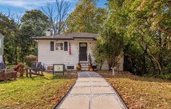 9 Oliver Rd, Roxbury Twp., NJ 07850-1617