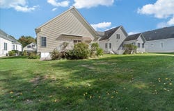 51 Lawrence Dr, Franklin, MA 02038