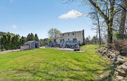216 Hartford Ave, Bellingham, MA 02019